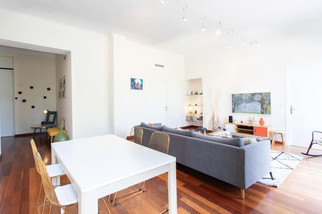 #27 Urban Ac 2 Bedrooms 10mins Walk Sea&old Town Apartment