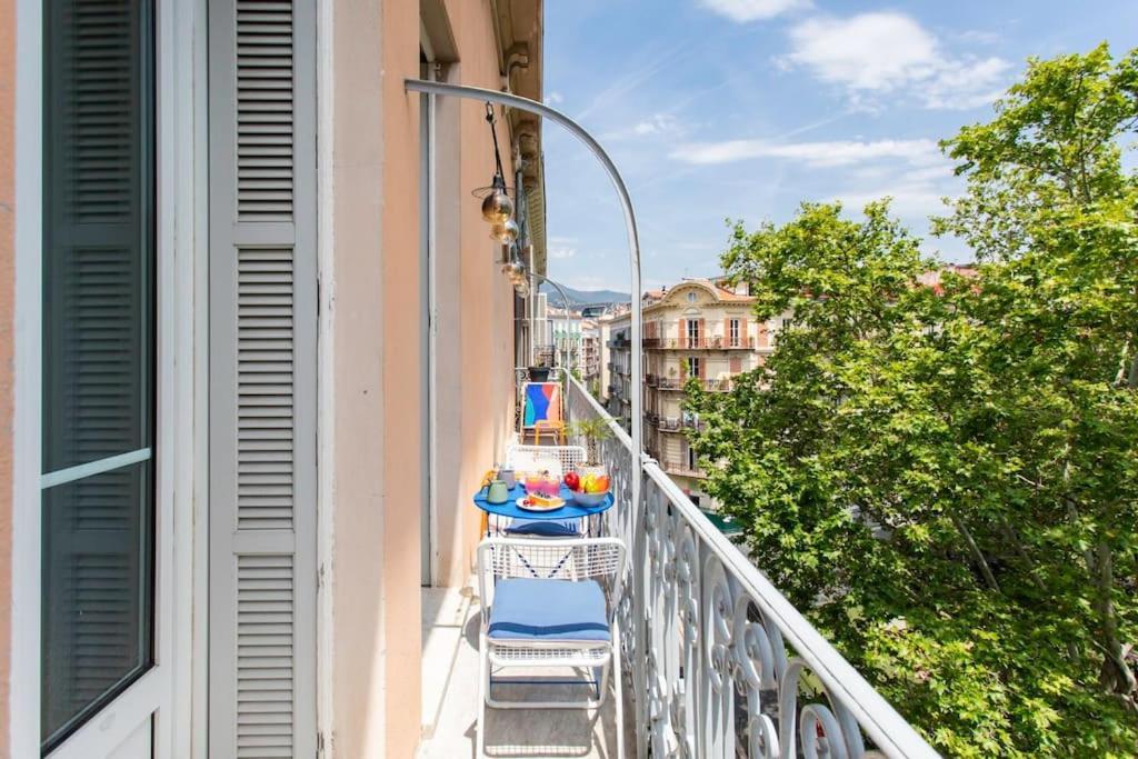 Apartment #27 Urban Ac 2 Bedrooms 10mins Walk Sea&old Town *