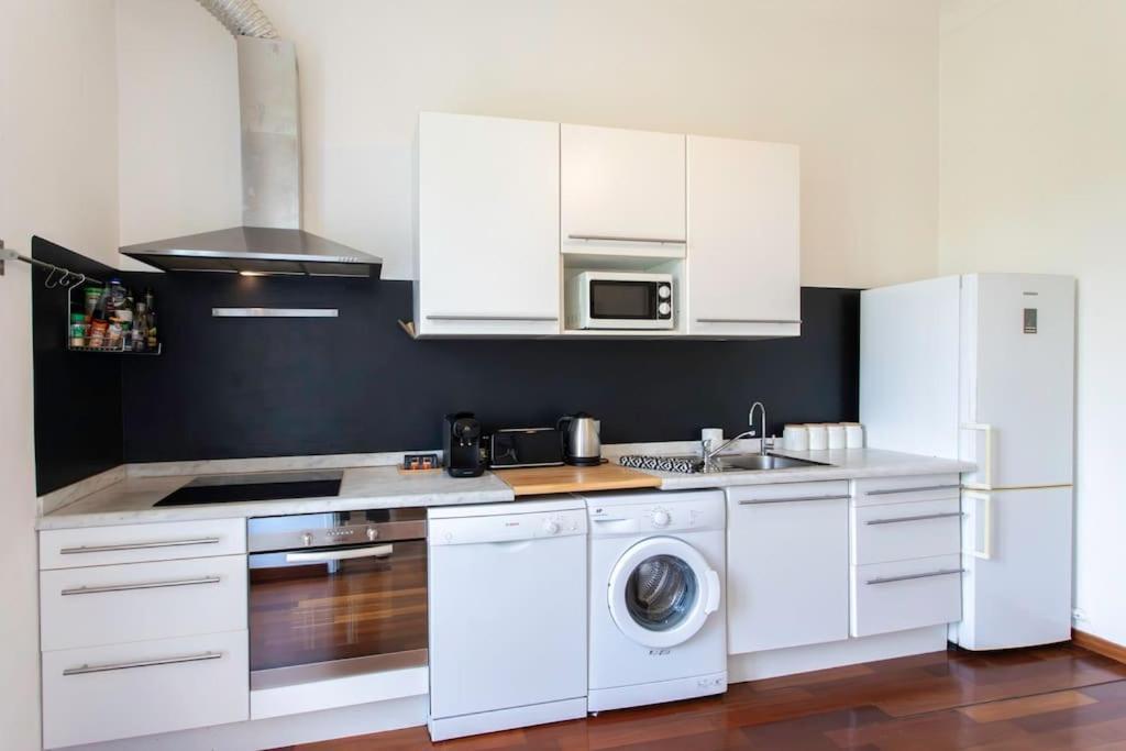 #27 Urban Ac 2 Bedrooms 10mins Walk Sea&old Town * Nizza