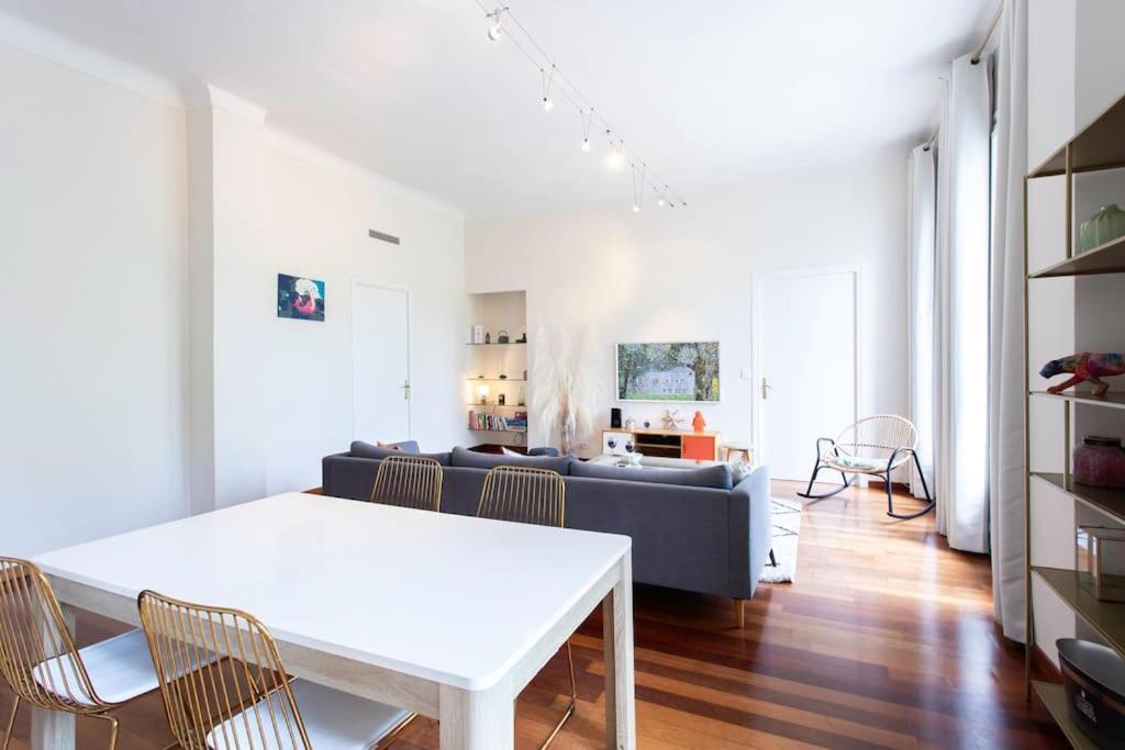 Apartment #27 Urban Ac 2 Bedrooms 10mins Walk Sea&old Town