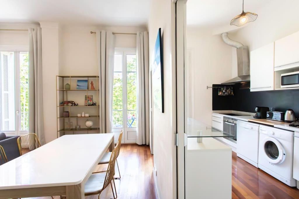 #27 Urban Ac 2 Bedrooms 10mins Walk Sea&old Town *