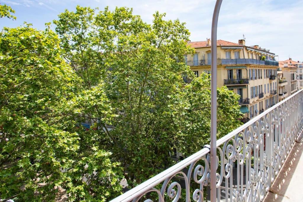 #27 Urban Ac 2 Bedrooms 10mins Walk Sea&old Town Apartment