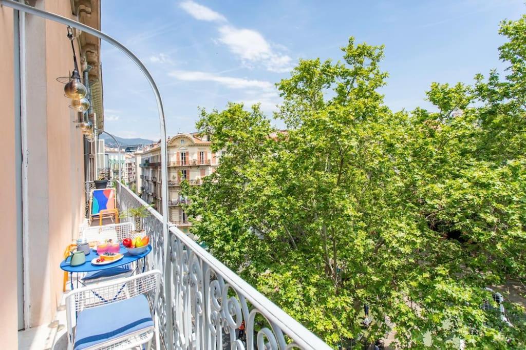 Apartment #27 Urban Ac 2 Bedrooms 10mins Walk Sea&old Town *